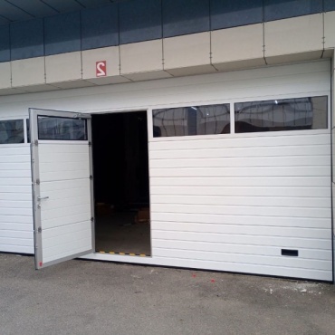 Противопожарные секционные ворота промышленные 2750x3375